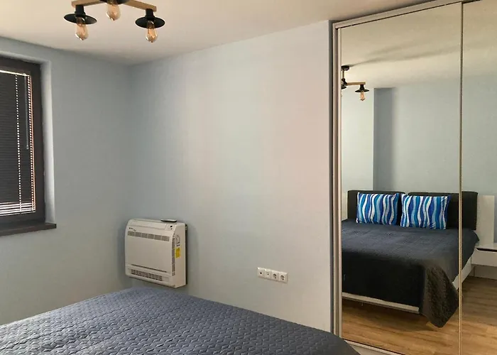 Victor's , With Private Parking Διαμέρισμα *