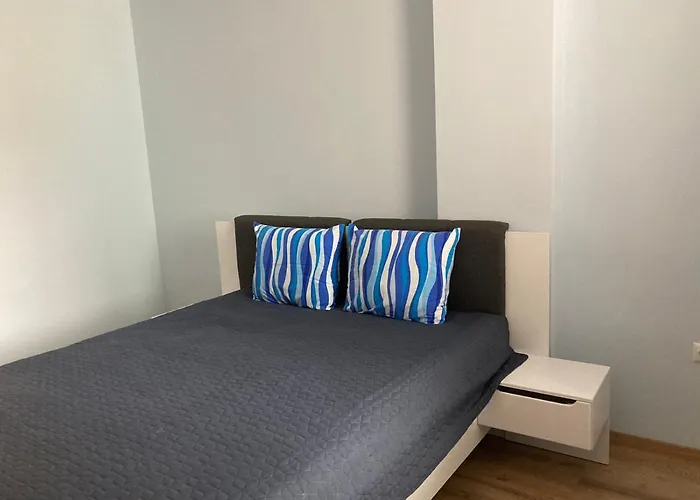 Victor's , With Private Parking Апартаменты